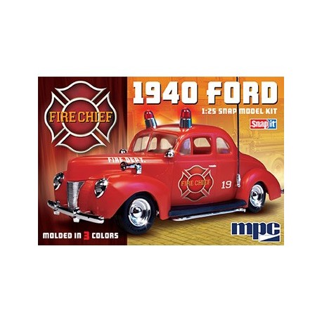Model plastikowy - Samochód 1940 Ford Fire Chief Super SNAP - MPC