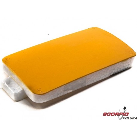 Extra 300 1.3m: Pokrywa akumulatora