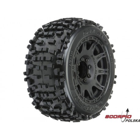 Pro-Line koło 3.8", opona Badlands, felga Raid H17 czarna (2)