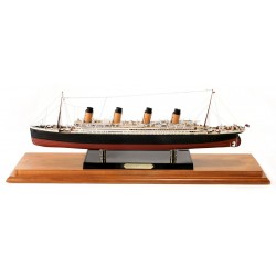 Model plastikowy - Liniowiec RMS Titanic  Deluxe Edition - Minicraft